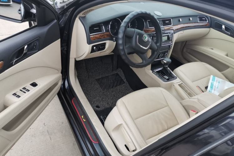 Used Skoda Superb 2012 1.8TSI Automatic Elegant Edition Driver Seat