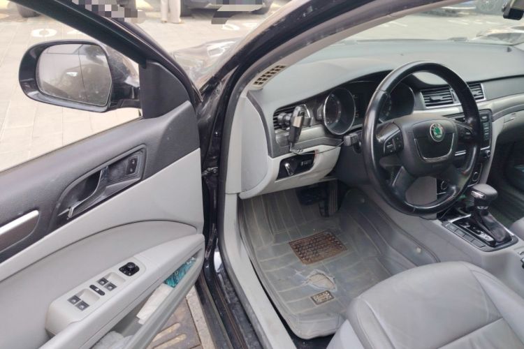 Used Skoda Superb 2012 1.8TSI Automatic Elegant Edition Driver Seat