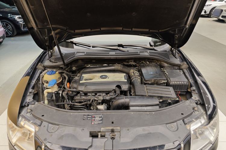 Used Skoda Superb 2012 1.8TSI Automatic Elegant Edition Engine Bay