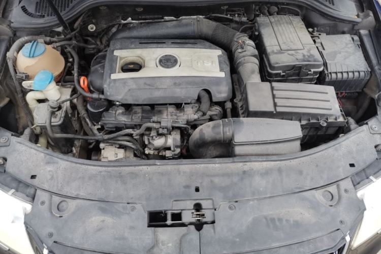 Used Skoda Superb 2012 1.8TSI Automatic Elegant Edition Engine Bay
