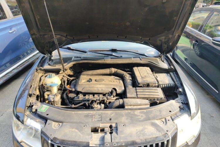 Used Skoda Superb 2012 1.8TSI Manual Elegant Edition Engine Bay