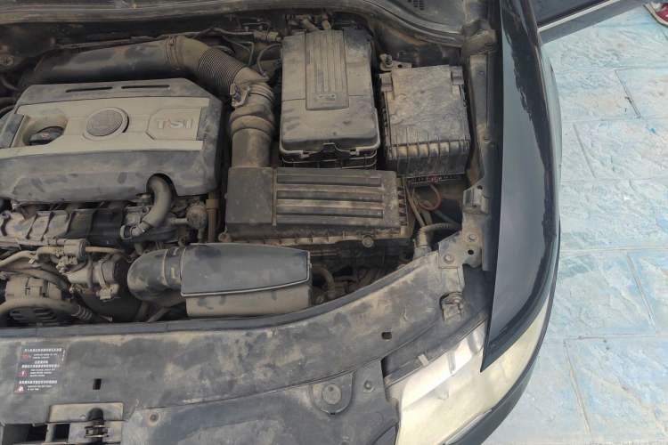 Used Skoda Superb 2012 1.8TSI Manual Elegant Edition Engine Bay Left