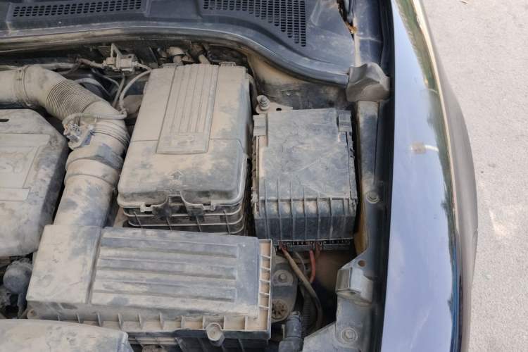 Used Skoda Superb 2012 1.8TSI Manual Elegant Edition Engine Bay Left