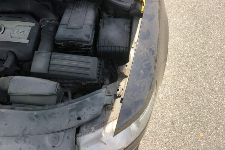 Used Skoda Superb 2012 1.8TSI Automatic Elegant Edition Engine Bay Left