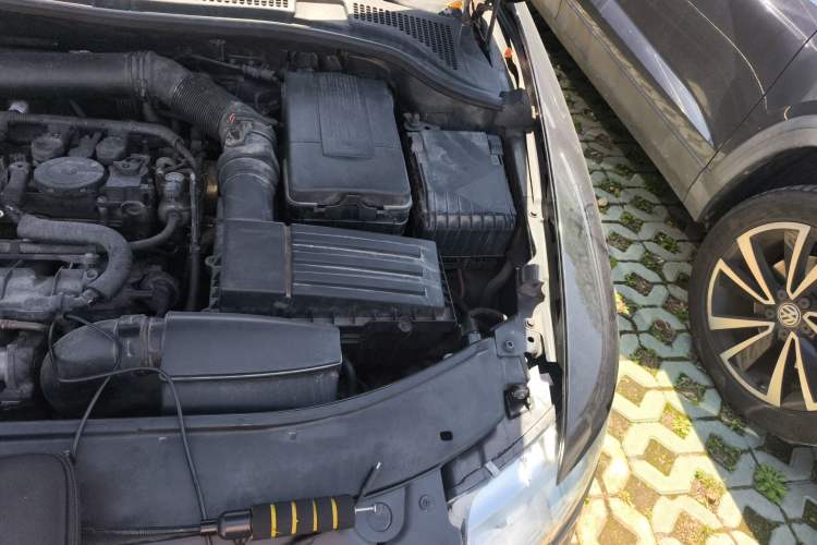 Used Skoda Superb 2012 1.8TSI Automatic Elegant Edition Engine Bay Left