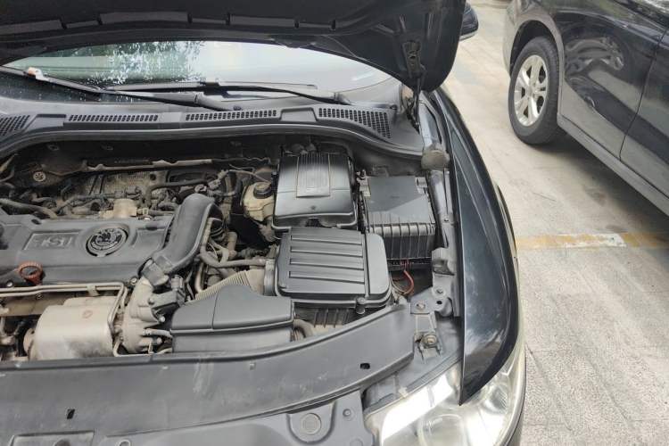 Used Skoda Superb 2012 1.4TSI DSG Zhiya Edition Engine Bay Left