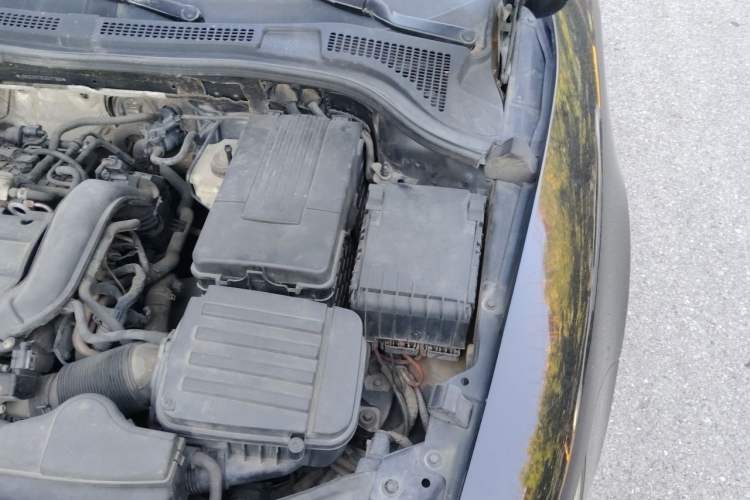 Used Skoda Superb 2012 1.4TSI DSG Elegant Edition Engine Bay Left