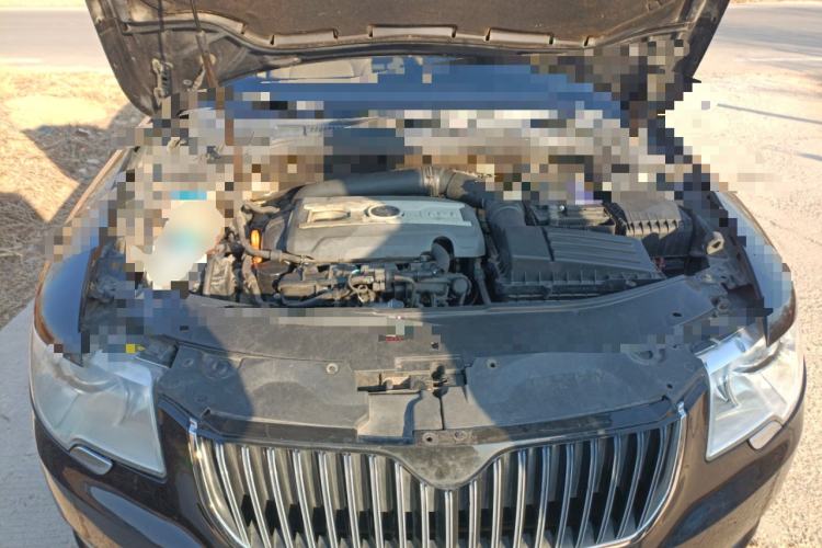 Used Skoda Superb 2012 1.8TSI Automatic Prestige Edition Engine Bay