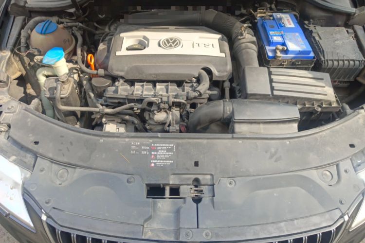 Used Skoda Superb 2012 1.8TSI Automatic Elegant Edition Engine Bay