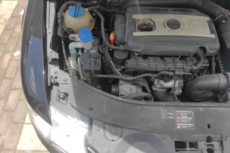 Used Skoda Superb 2012 1.8TSI Automatic Prestige Edition Engine Bay Right