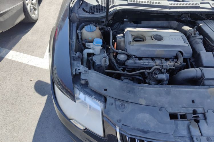 Used Skoda Superb 2012 1.8TSI Automatic Elegant Edition Engine Bay Right
