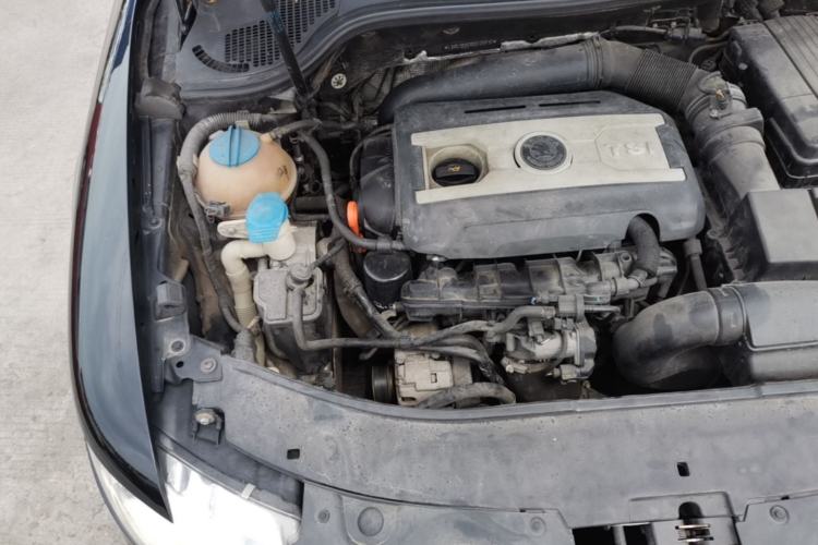 Used Skoda Superb 2012 1.8TSI Automatic Elegant Edition Engine Bay Right