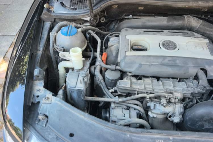 Used Skoda Superb 2012 1.8TSI Automatic Prestige Edition Engine Bay Right
