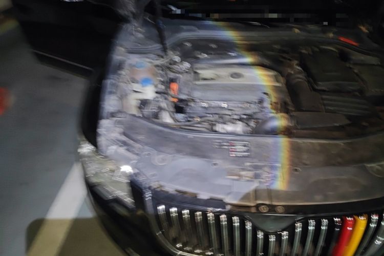 Used Skoda Superb 2012 1.8TSI Automatic Elegant Edition Engine Bay Right