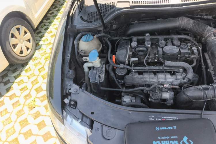 Used Skoda Superb 2012 1.8TSI Automatic Elegant Edition Engine Bay Right