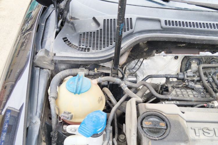 Used Skoda Superb 2012 1.4TSI DSG Zhiya Edition Engine Bay Right