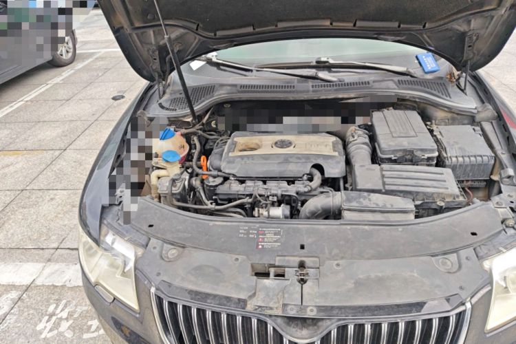 Used Skoda Superb 2012 1.8TSI Automatic Elegant Edition Engine Bay Right