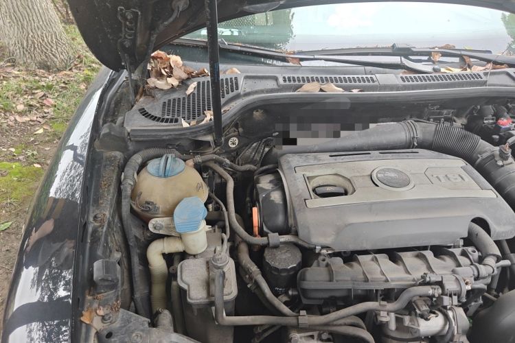 Used Skoda Superb 2012 1.8TSI Automatic Elegant Edition Engine Bay Right