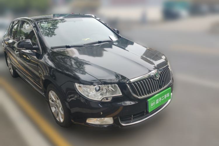 Used Skoda Superb 2012 1.4TSI DSG Zhiya Edition Front Right 45 Deg