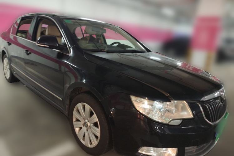 Used Skoda Superb 2012 1.4TSI DSG Elegant Edition Front Right 45 Deg