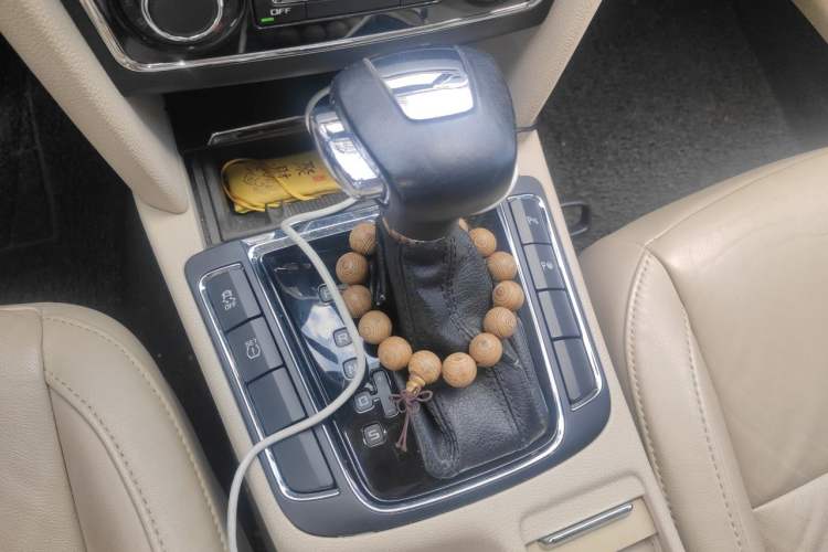 Used Skoda Superb 2012 1.8TSI Automatic Prestige Edition Gear Lever