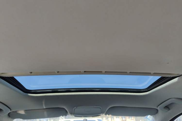 Used Skoda Superb 2012 1.8TSI Automatic Elegant Edition Headliner