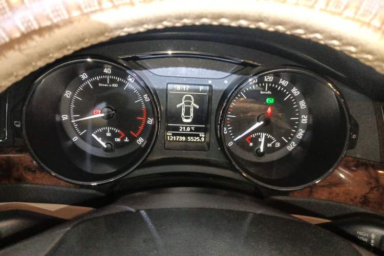 Used Skoda Superb 2012 1.8TSI Automatic Elegant Edition Instrument Cluster