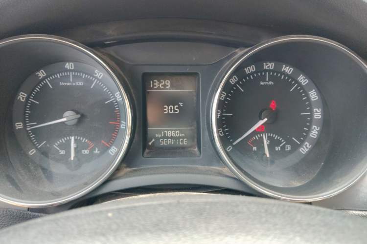 Used Skoda Superb 2012 1.8TSI Manual Elegant Edition Instrument Cluster