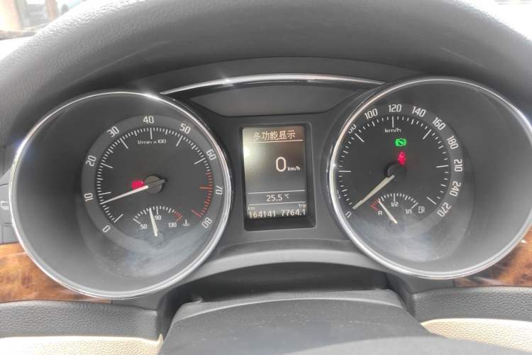 Used Skoda Superb 2012 1.8TSI Automatic Prestige Edition Instrument Cluster