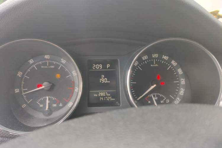 Used Skoda Superb 2012 1.4TSI DSG Zhiya Edition Instrument Cluster