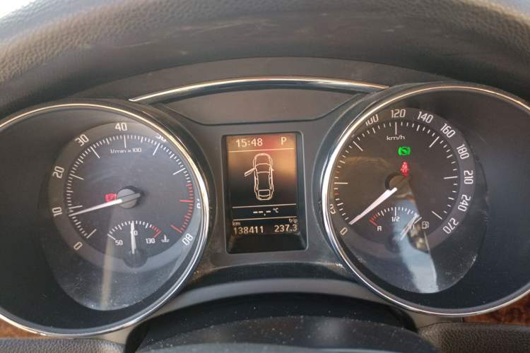 Used Skoda Superb 2012 1.8TSI Automatic Prestige Edition Instrument Cluster