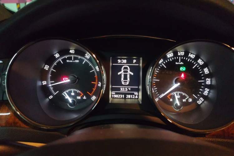 Used Skoda Superb 2012 1.4TSI DSG Elegant Edition Instrument Cluster