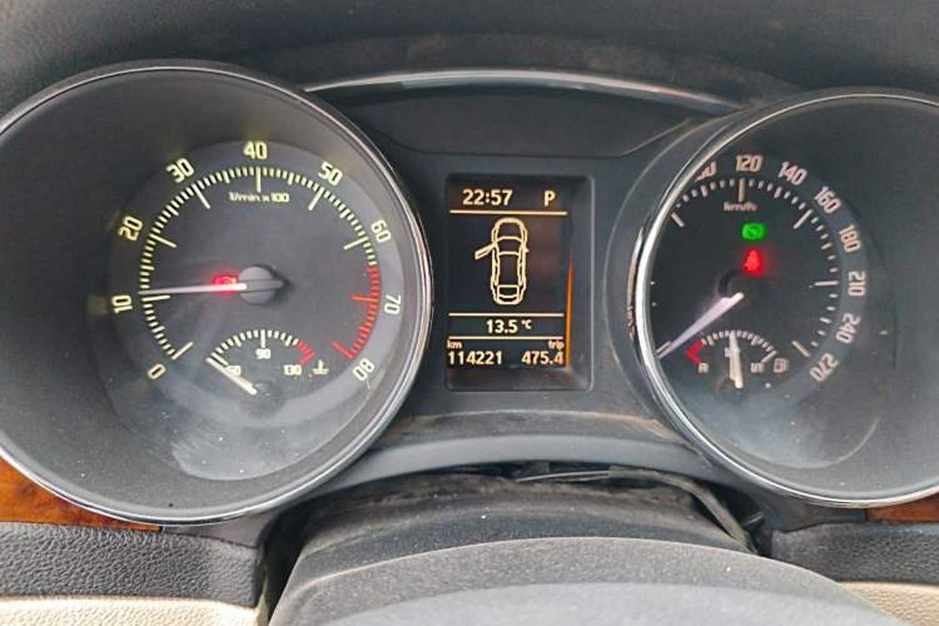 Used Skoda Superb 2012 1.8TSI Automatic Prestige Edition Instrument Cluster