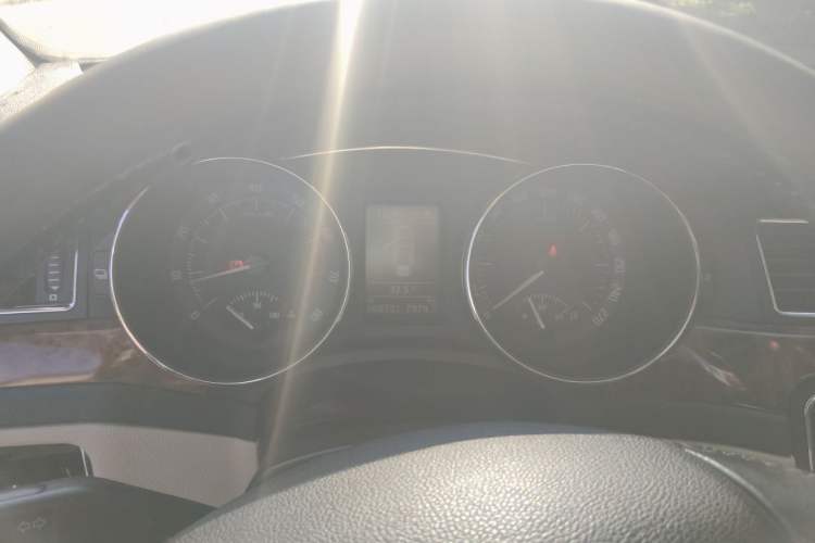 Used Skoda Superb 2012 1.4TSI DSG Elegant Edition Instrument Cluster