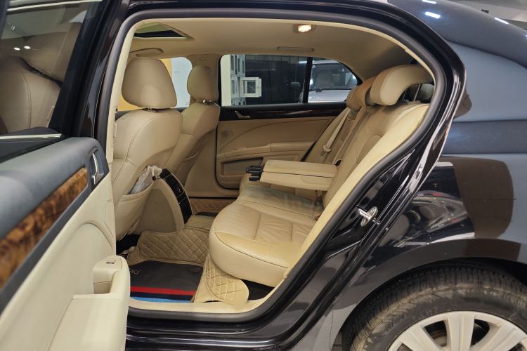 Used Skoda Superb 2012 1.8TSI Automatic Elegant Edition Interior 12