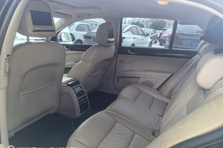 Used Skoda Superb 2012 1.8TSI Automatic Elegant Edition Interior 4