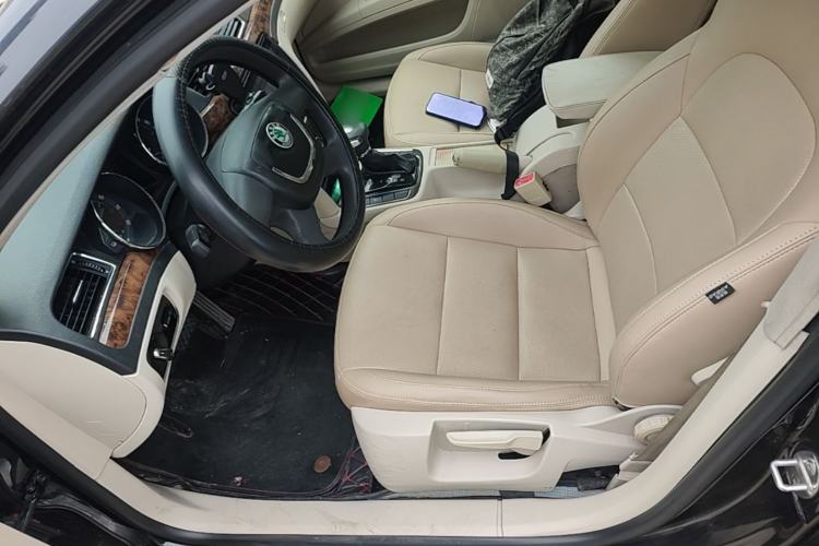 Used Skoda Superb 2012 1.4TSI DSG Zhiya Edition Left Front Seat