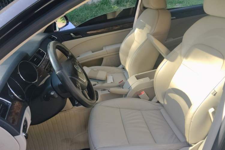 Used Skoda Superb 2012 1.4TSI DSG Elegant Edition Left Front Seat