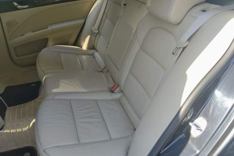 Used Skoda Superb 2012 1.4TSI DSG Elegant Edition Left Rear Seat