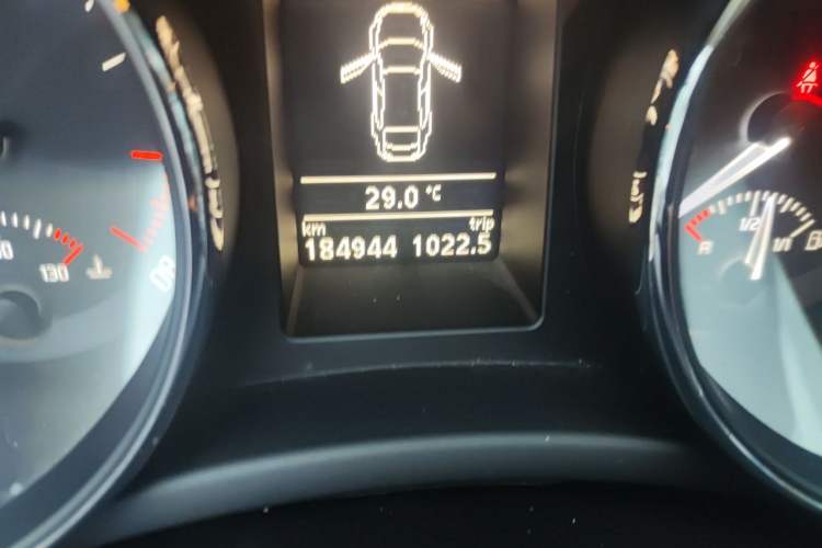 Used Skoda Superb 2012 1.8TSI Automatic Elegant Edition Odometer Close Up
