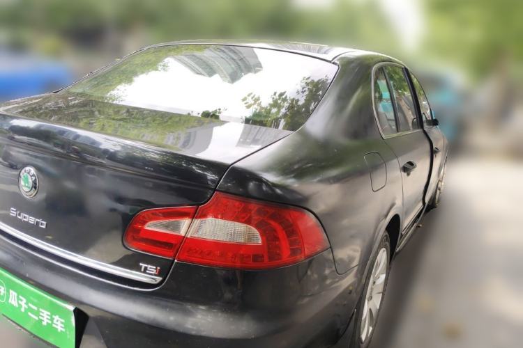 Used Skoda Superb 2012 1.4TSI Manual Zhiya Edition Rear Right 45 Deg