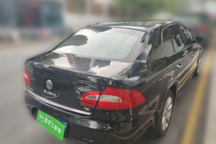 Used Skoda Superb 2012 1.4TSI DSG Zhiya Edition Rear Right 45 Deg