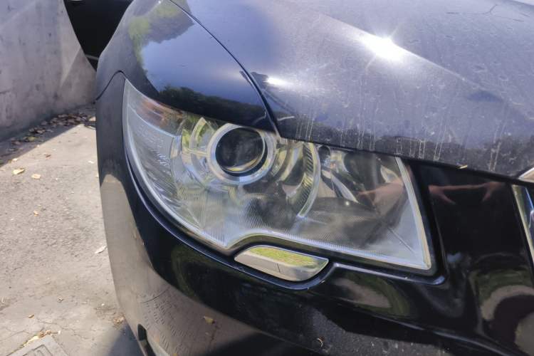 Used Skoda Superb 2012 1.8TSI Automatic Elegant Edition Right Front Headlight