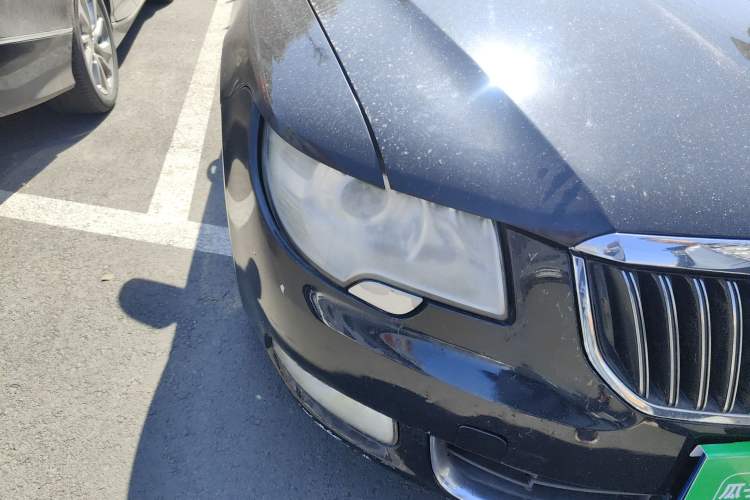 Used Skoda Superb 2012 1.8TSI Automatic Elegant Edition Right Front Headlight