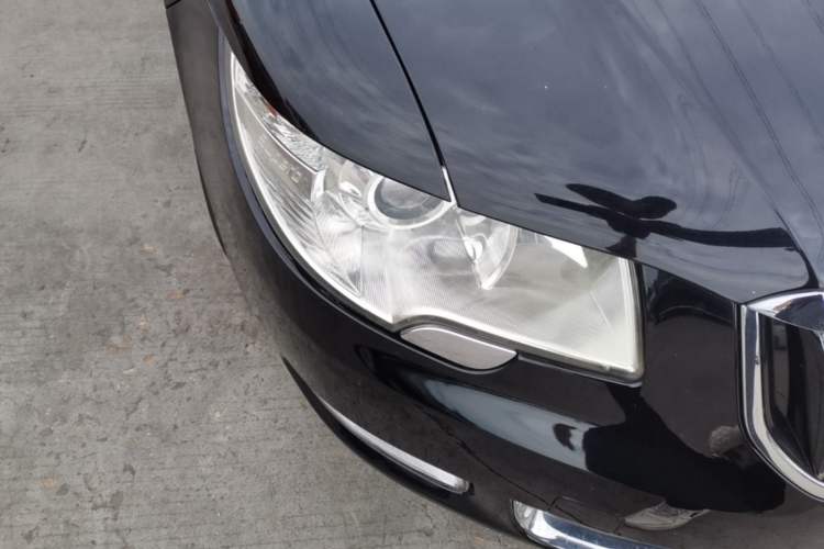 Used Skoda Superb 2012 1.8TSI Automatic Elegant Edition Right Front Headlight