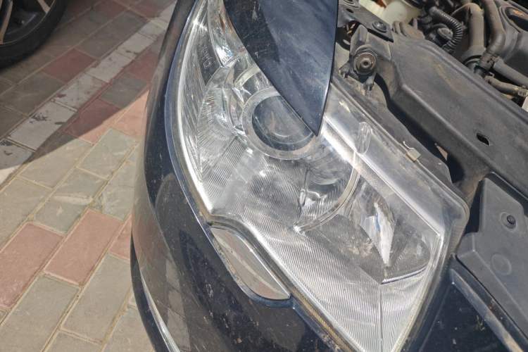Used Skoda Superb 2012 1.4TSI DSG Elegant Edition Right Front Headlight