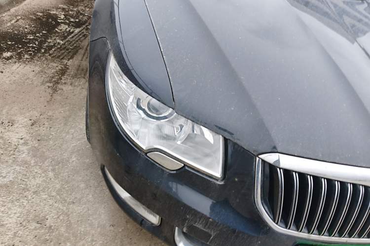 Used Skoda Superb 2012 1.8TSI Automatic Prestige Edition Right Front Headlight