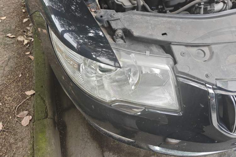 Used Skoda Superb 2012 1.8TSI Automatic Elegant Edition Right Front Headlight