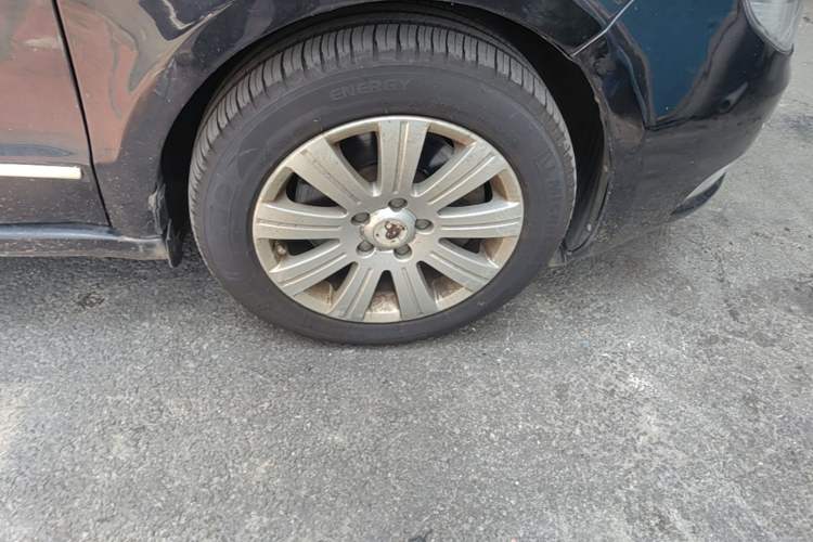 Used Skoda Superb 2012 1.8TSI Automatic Elegant Edition Right Front Wheel Hub