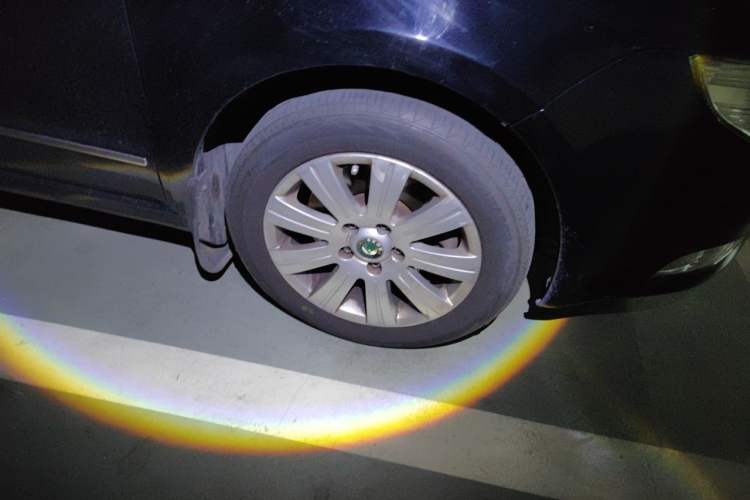 Used Skoda Superb 2012 1.8TSI Automatic Elegant Edition Right Front Wheel Hub